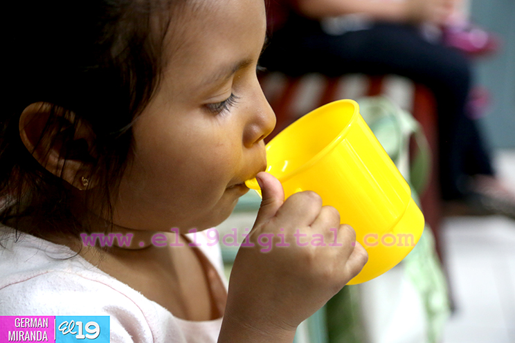 Familias acuden a centros de salud ante cualquier caso de fiebre